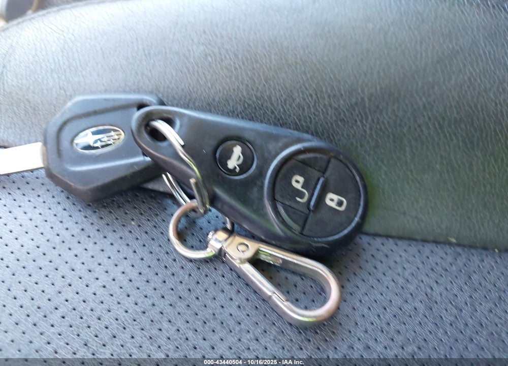 2013 SUBARU FORESTER VIN: JF2SHAECXDH400392