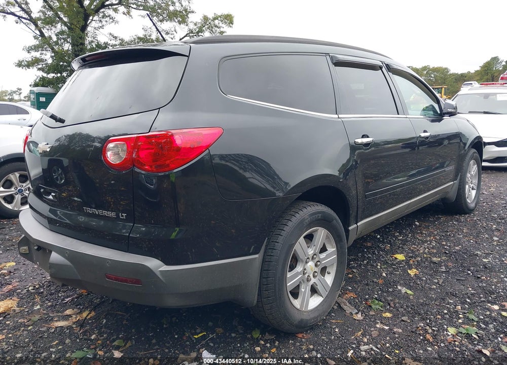 2009 CHEVROLET TRAVERSE LT VIN: 1GNEV23D49S139476