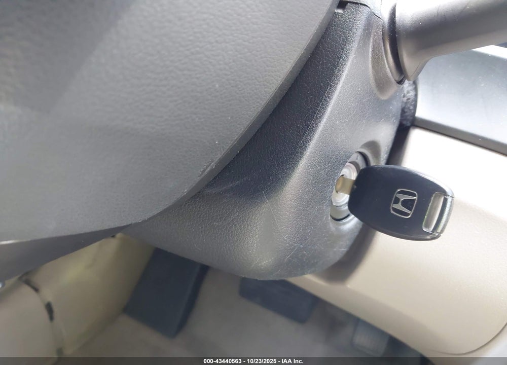 2012 HONDA CIVIC VIN: 2HGFB2F59CH605803