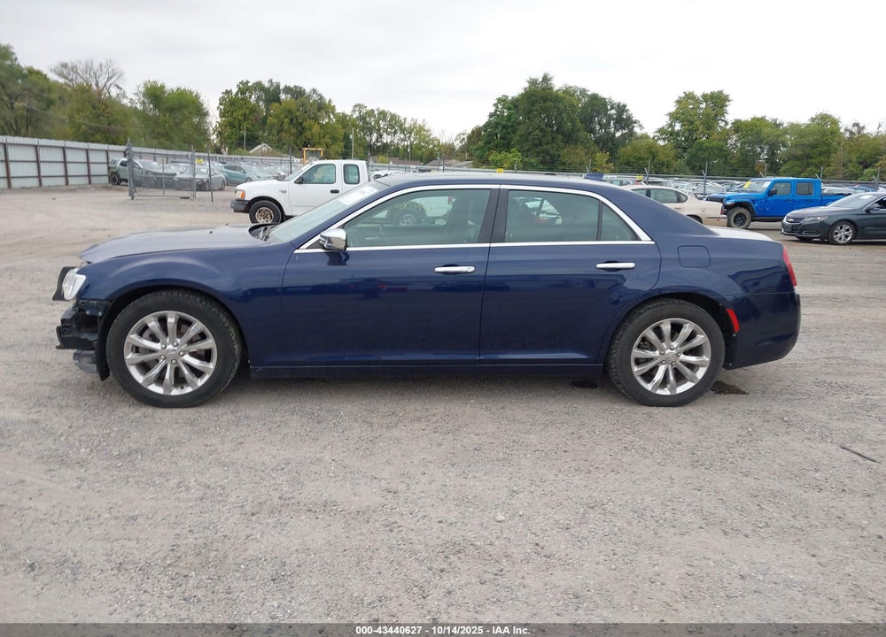 2017 CHRYSLER 300C AWD VIN: 2C3CCAKG5HH586906