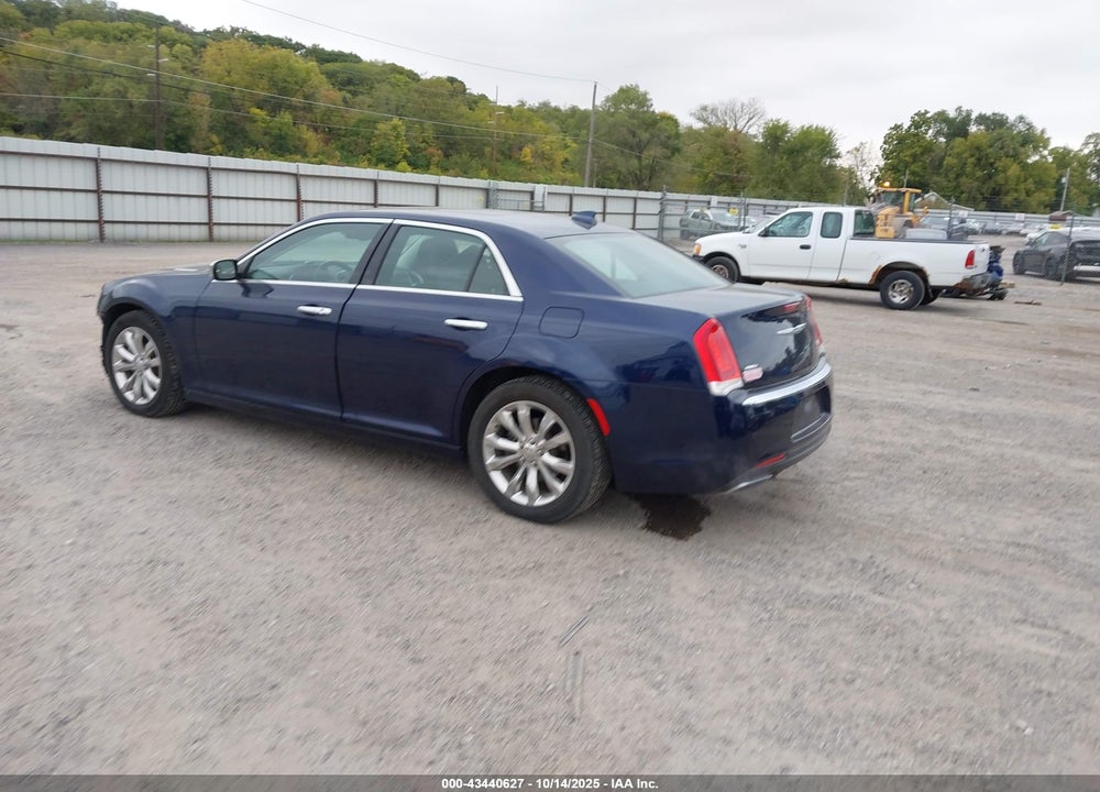 2017 CHRYSLER 300C AWD VIN: 2C3CCAKG5HH586906