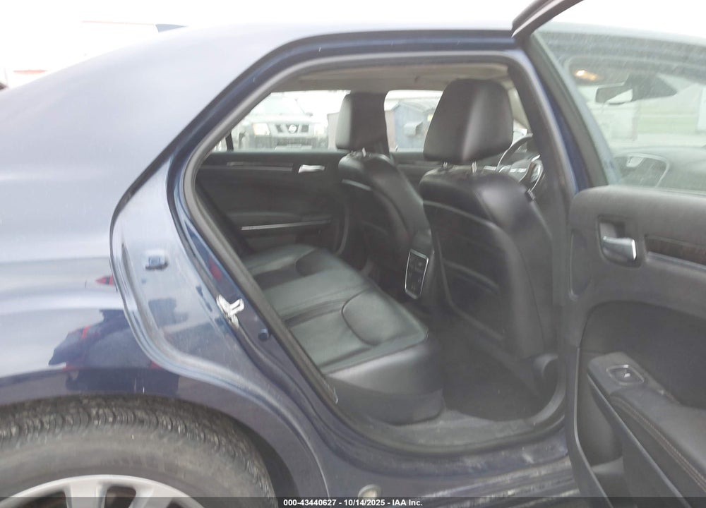 2017 CHRYSLER 300C AWD VIN: 2C3CCAKG5HH586906