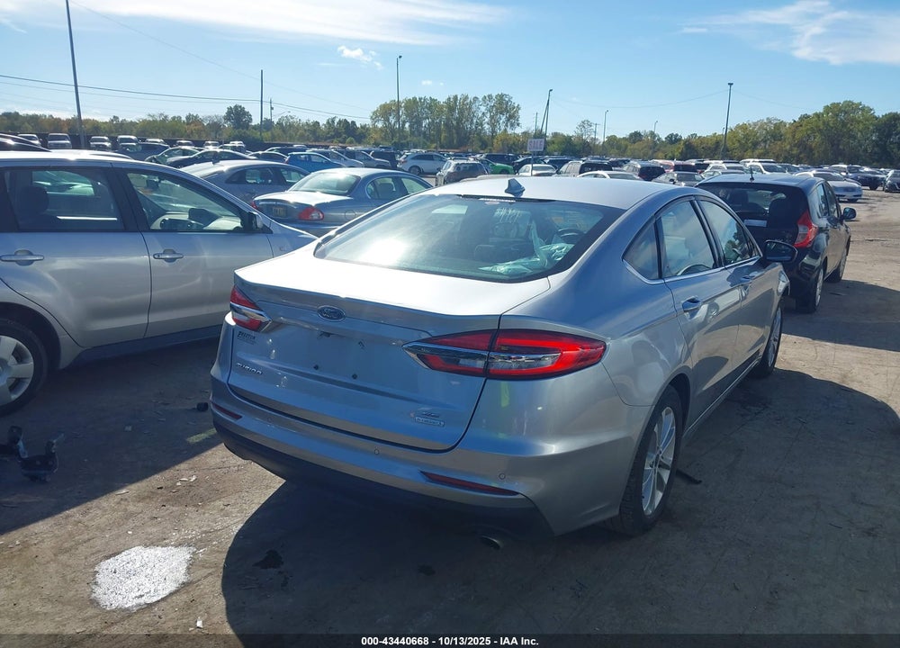2020 FORD FUSION VIN: 3FA6P0HD4LR197990