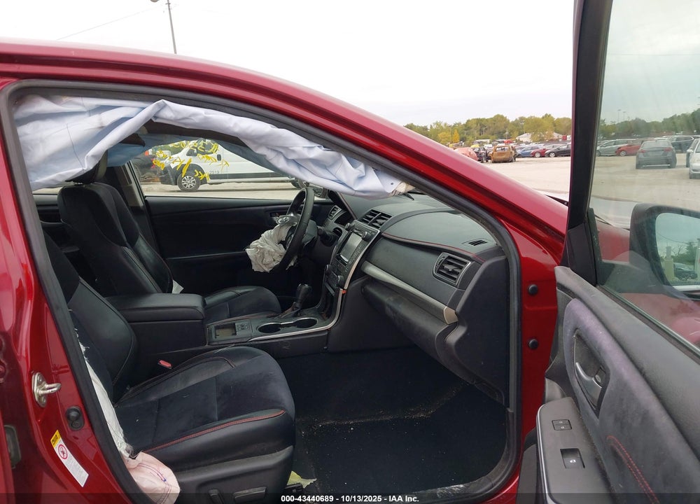2016 TOYOTA CAMRY VIN: 4T1BK1FK0GU574226