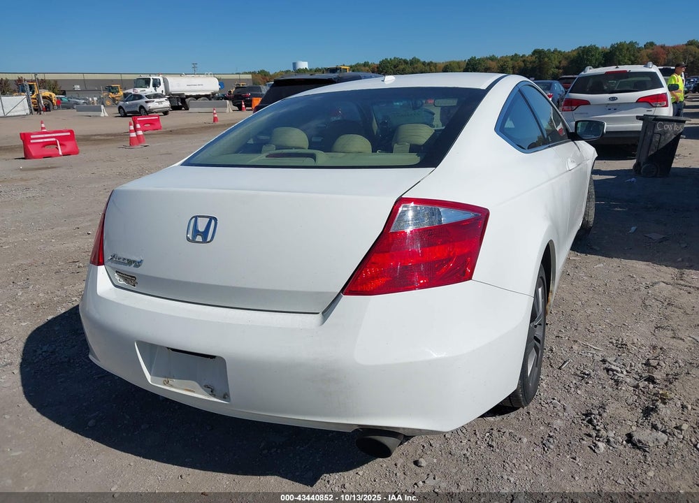 2010 HONDA ACCORD 2.4 EX-L VIN: 1HGCS1B8XAA012315