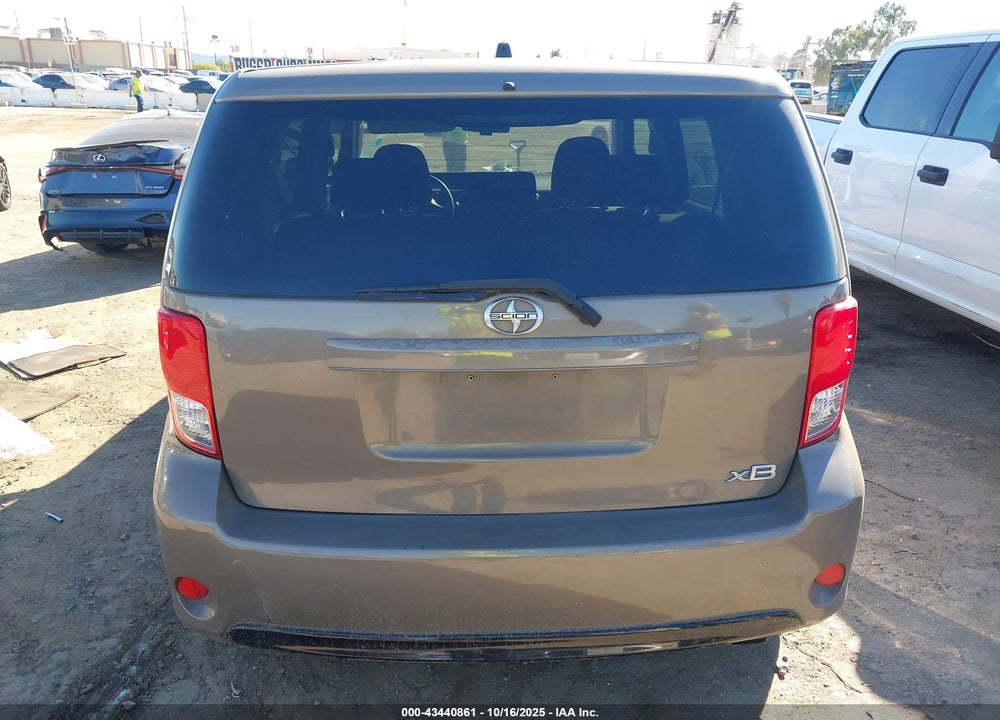 2014 SCION XB VIN: JTLZE4FE3EJ054000