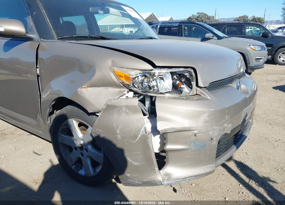 2014 SCION XB VIN: JTLZE4FE3EJ054000