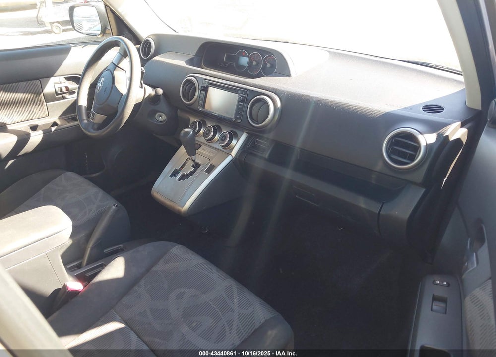 2014 SCION XB VIN: JTLZE4FE3EJ054000