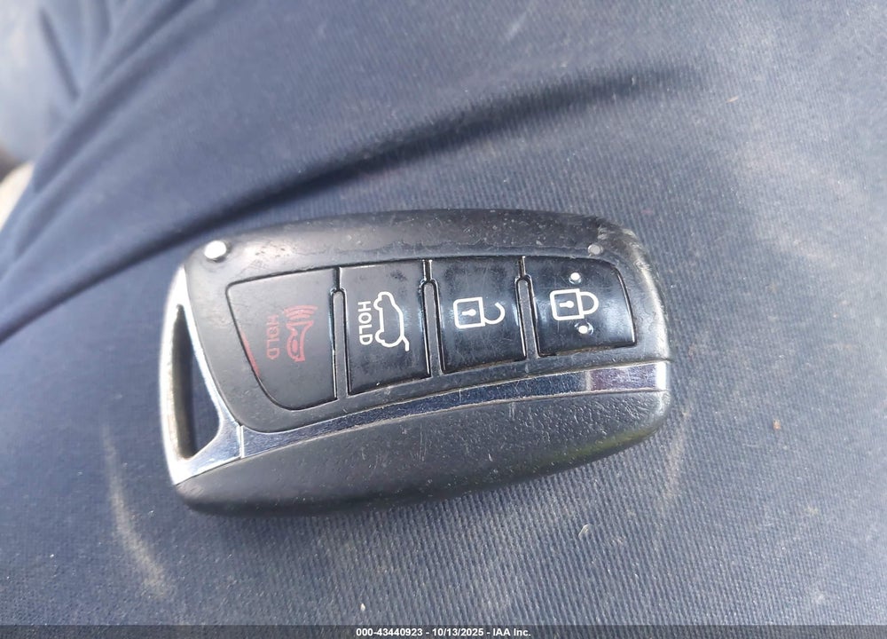 2013 HYUNDAI SANTA FE LIMITED VIN: KM8SR4HF5DU012766