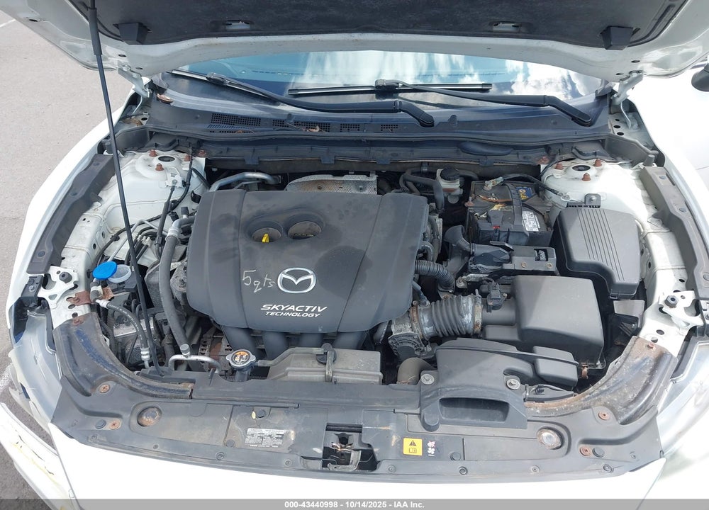 2016 MAZDA 6 VIN: JM1GJ1V5XG1452368