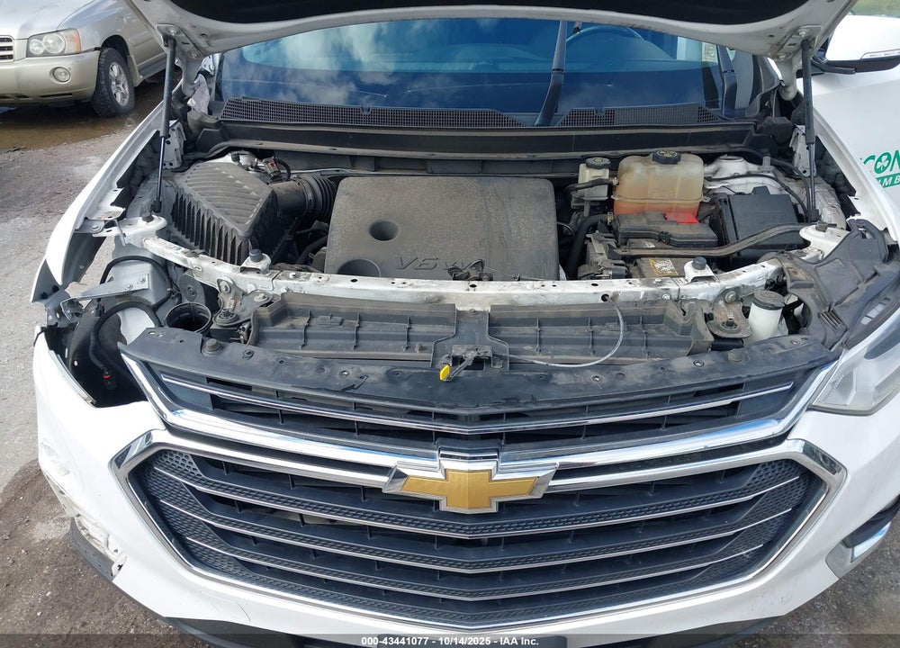 2018 CHEVROLET TRAVERSE 1LT VIN: 1GNERGKW2JJ210169