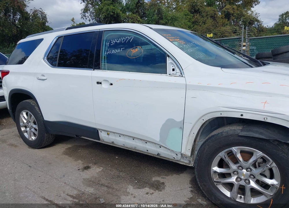2018 CHEVROLET TRAVERSE 1LT VIN: 1GNERGKW2JJ210169