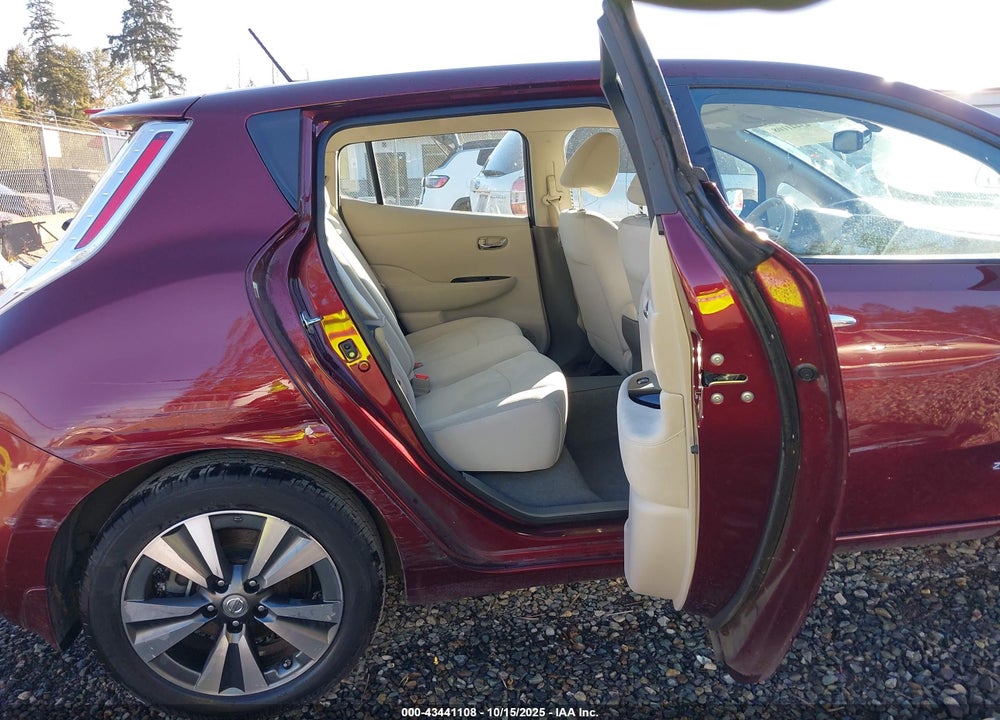 2016 NISSAN LEAF SV VIN: 1N4BZ0CP8GC301069