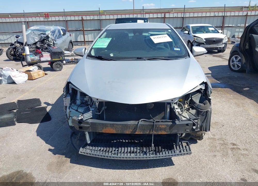 2017 TOYOTA COROLLA SE VIN: 5YFBURHE2HP579804