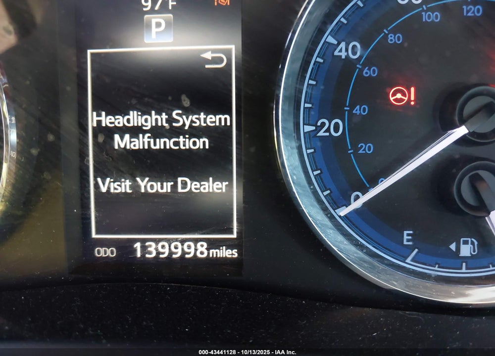 2017 TOYOTA COROLLA SE VIN: 5YFBURHE2HP579804