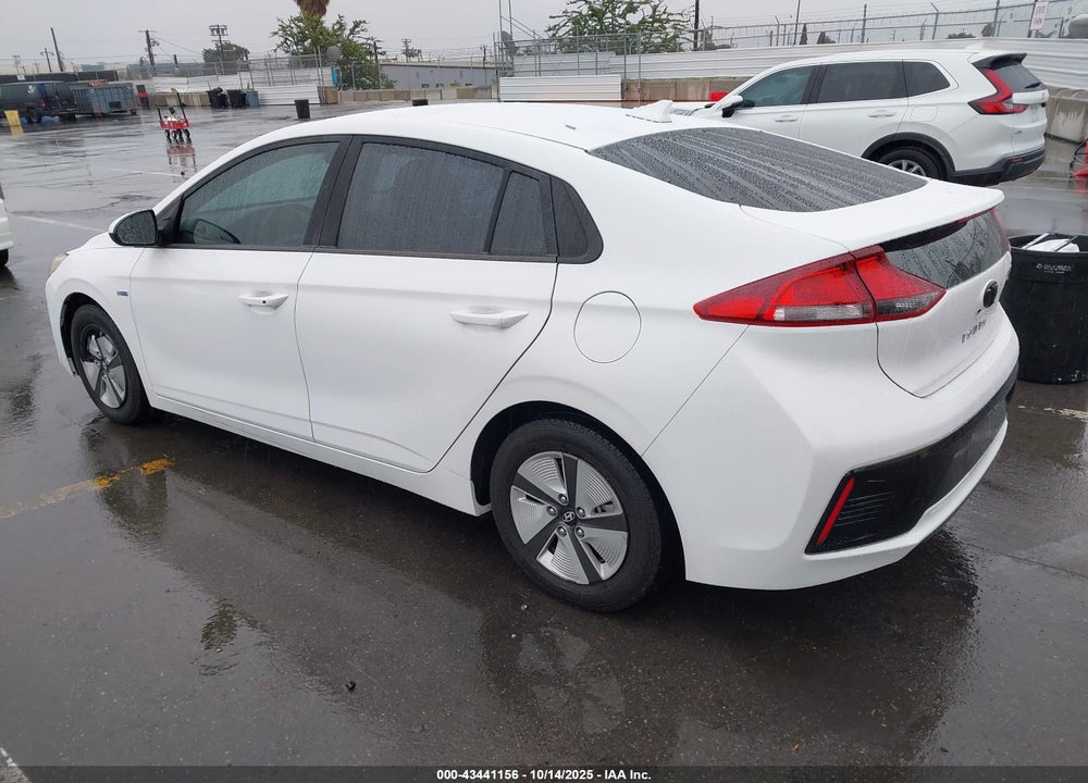 2017 HYUNDAI IONIQ HYBRID BLUE VIN: KMHC65LC4HU031265