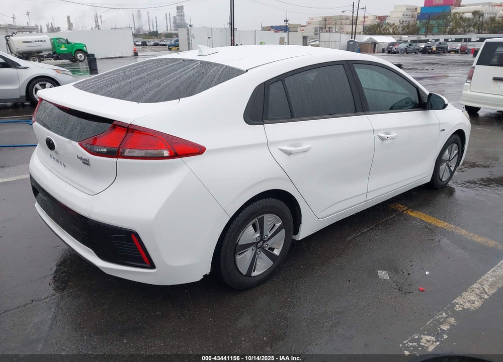 2017 HYUNDAI IONIQ HYBRID BLUE VIN: KMHC65LC4HU031265