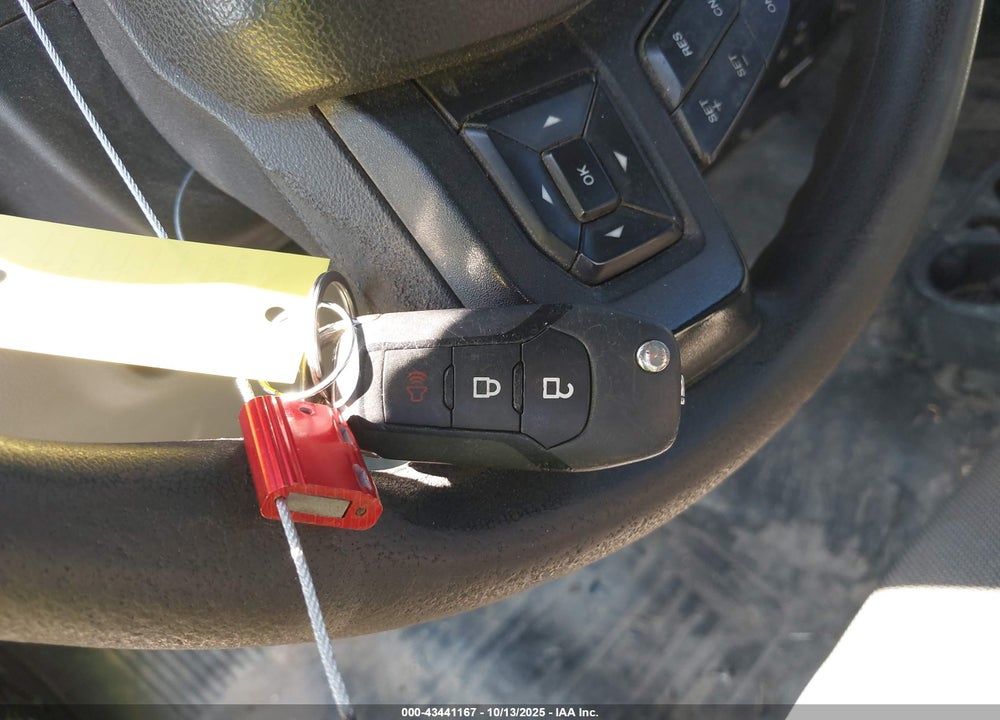 2015 FORD F-150 XL VIN: 1FTMF1C89FKD50568
