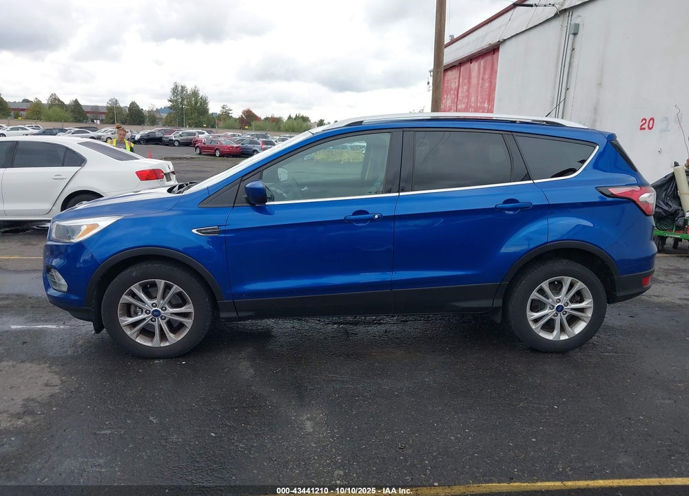 2017 FORD ESCAPE VIN: 1FMCU9GDXHUD12888