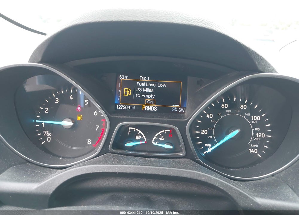 2017 FORD ESCAPE VIN: 1FMCU9GDXHUD12888
