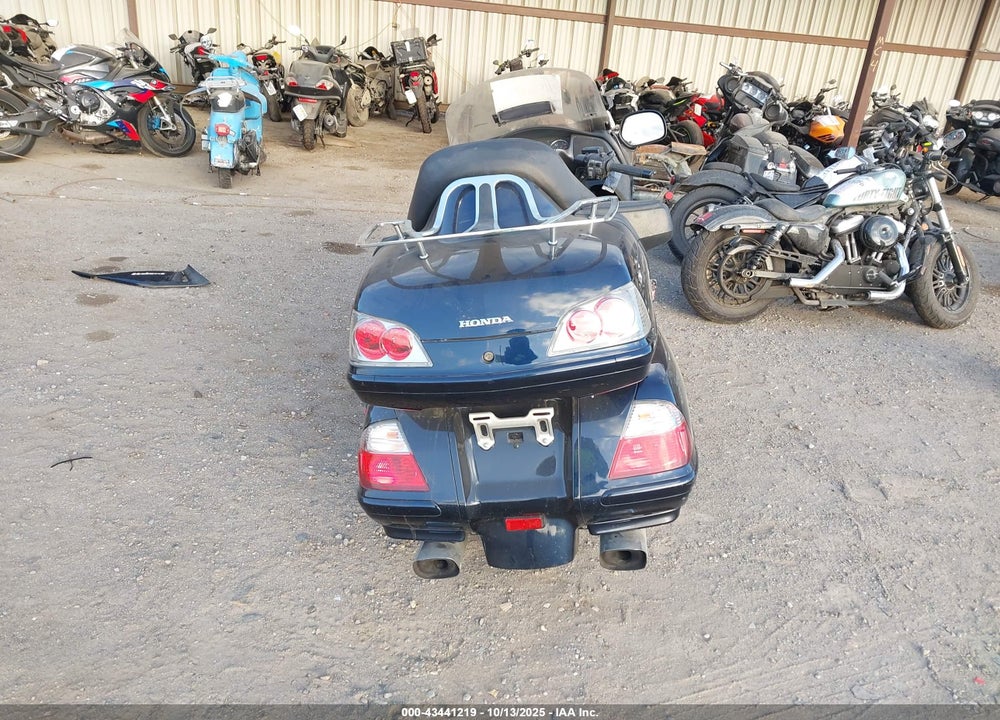 2009 HONDA GL1800 VIN: 1HFSC47G39A803716