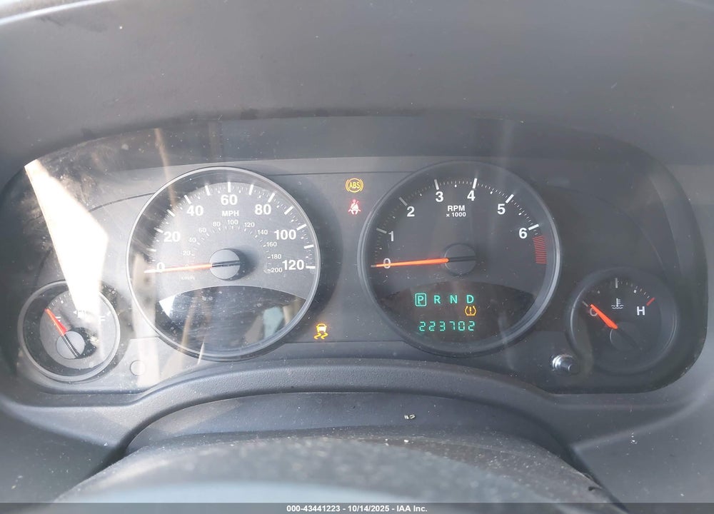 2011 JEEP COMPASS VIN: 1J4NF1FB2BD239235
