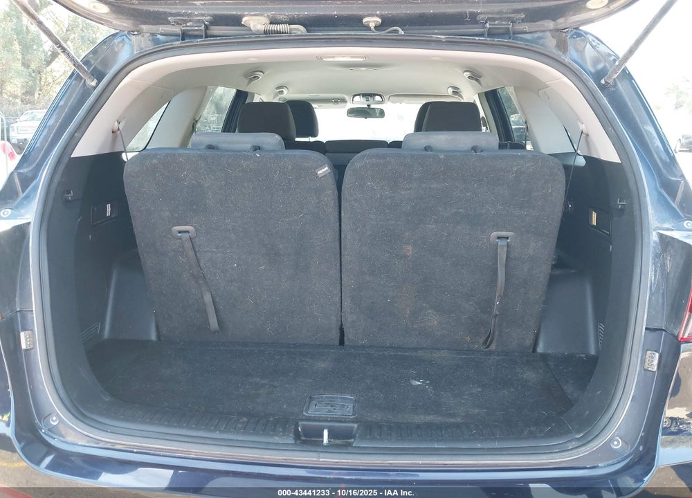 2019 KIA SORENTO VIN: 5XYPGDA50KG608299