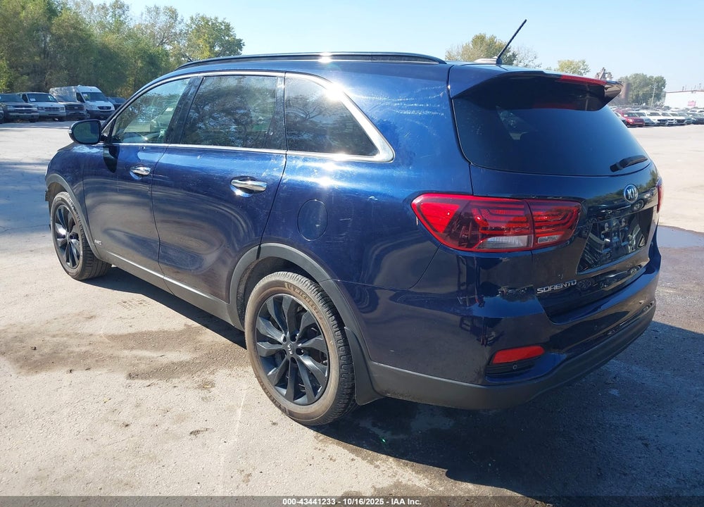 2019 KIA SORENTO VIN: 5XYPGDA50KG608299