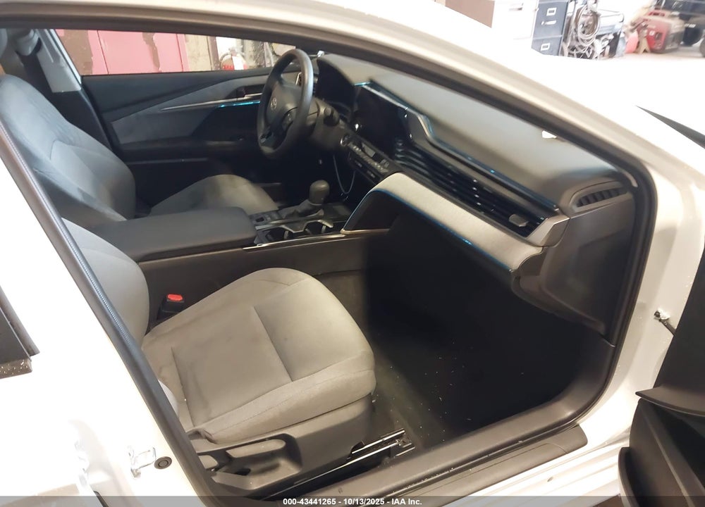 2025 TOYOTA CAMRY LE VIN: 4T1DAACK7SU616951