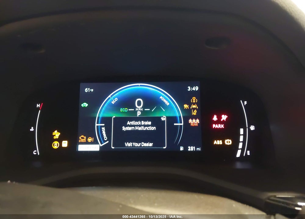 2025 TOYOTA CAMRY LE VIN: 4T1DAACK7SU616951