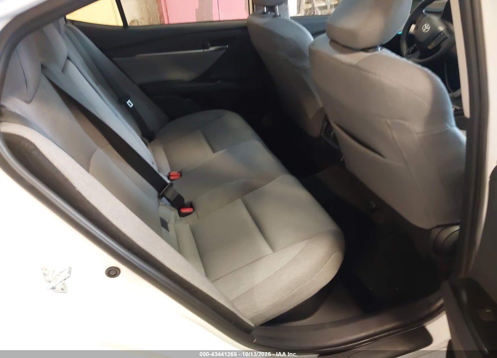 2025 TOYOTA CAMRY LE VIN: 4T1DAACK7SU616951