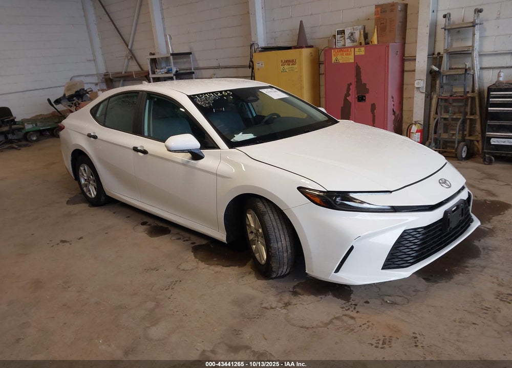 2025 TOYOTA CAMRY LE VIN: 4T1DAACK7SU616951