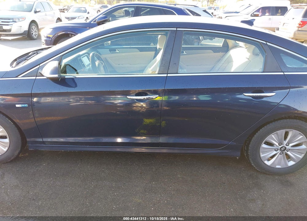 2018 HYUNDAI SONATA HYBRID SE VIN: KMHE24L31JA082311