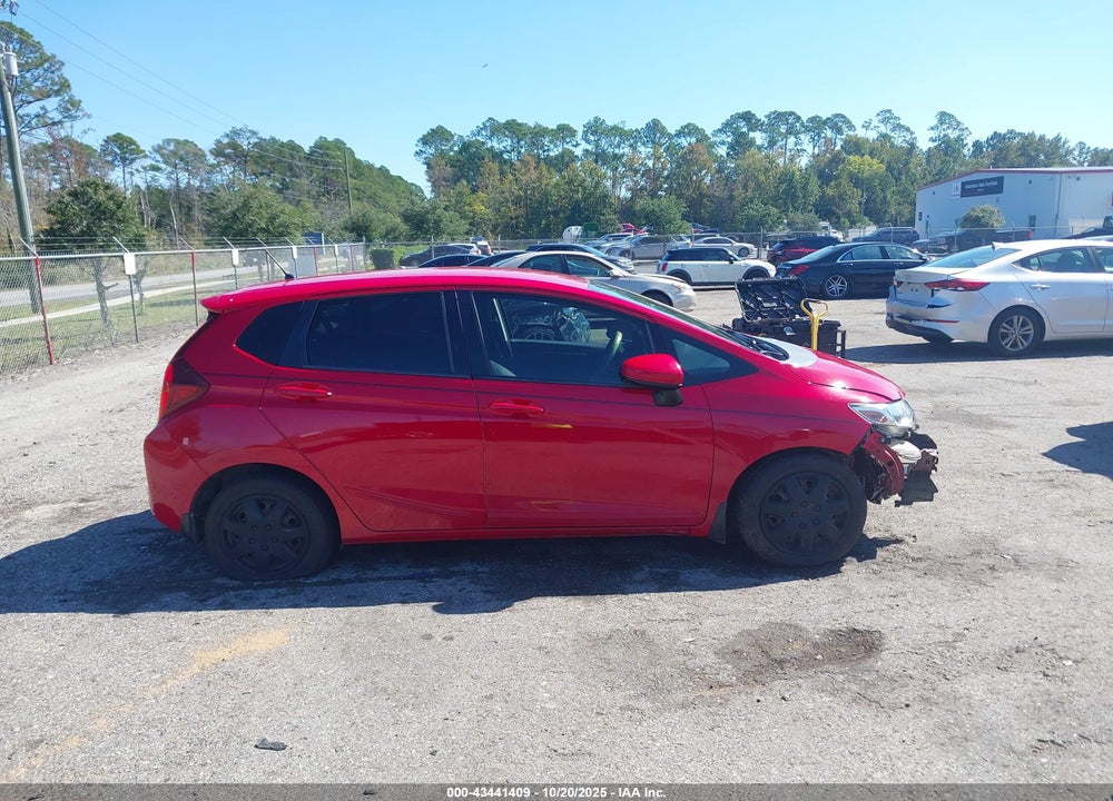2015 HONDA FIT LX VIN: 3HGGK5H50FM732609