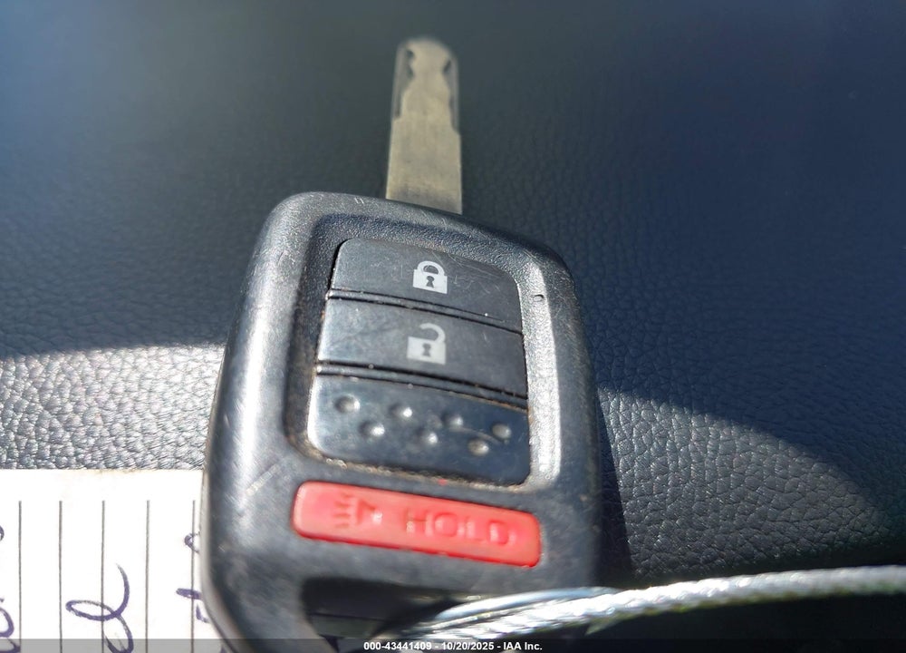 2015 HONDA FIT LX VIN: 3HGGK5H50FM732609