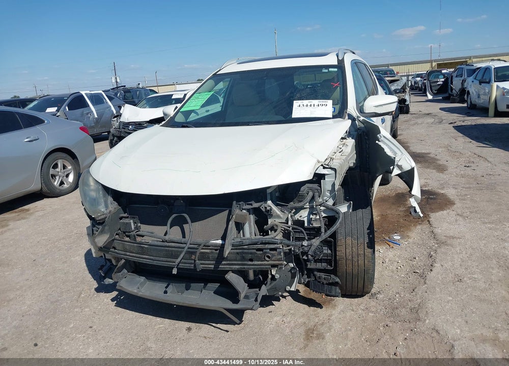 2016 NISSAN ROGUE SL VIN: 5N1AT2MV6GC846036