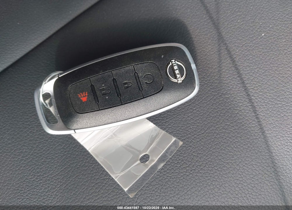 2023 NISSAN KICKS VIN: 3N1CP5DV3PL567797