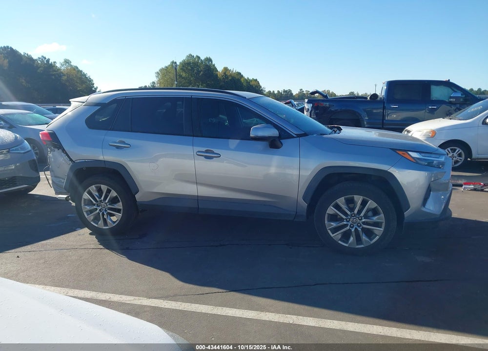2022 TOYOTA RAV4 VIN: 2T3C1RFV3NC178555