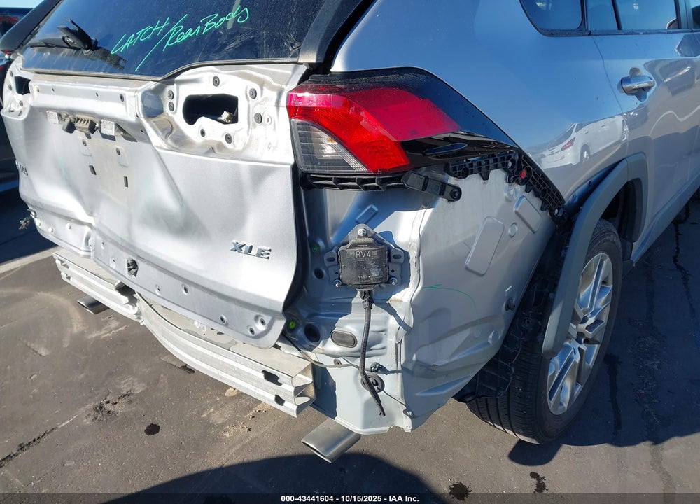 2022 TOYOTA RAV4 VIN: 2T3C1RFV3NC178555