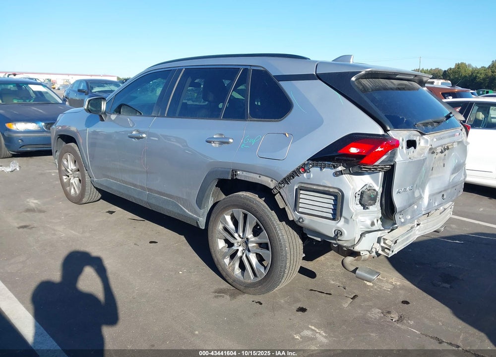 2022 TOYOTA RAV4 VIN: 2T3C1RFV3NC178555