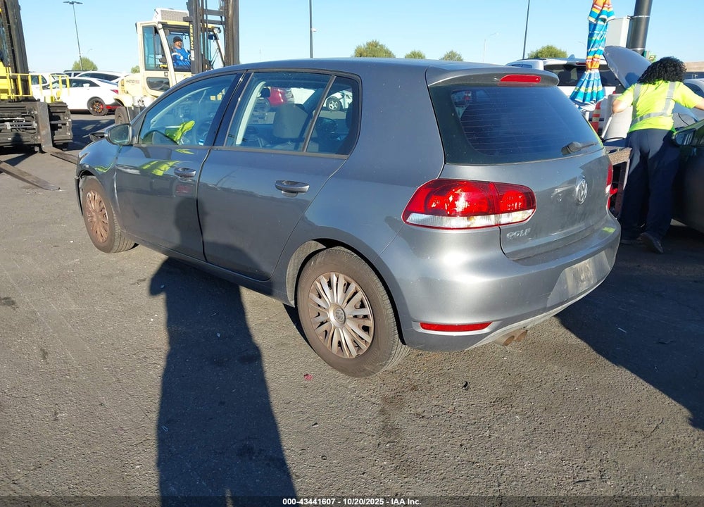 2014 VOLKSWAGEN GOLF 2.5L VIN: WVWDB7AJ5EW003086