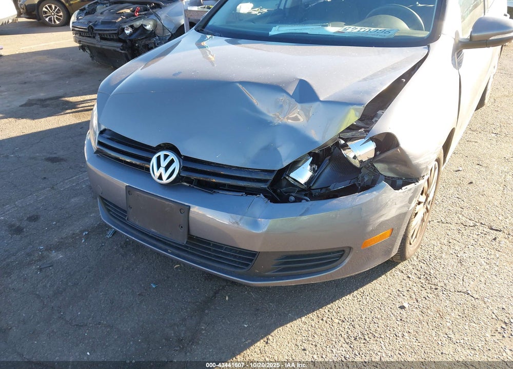 2014 VOLKSWAGEN GOLF 2.5L VIN: WVWDB7AJ5EW003086