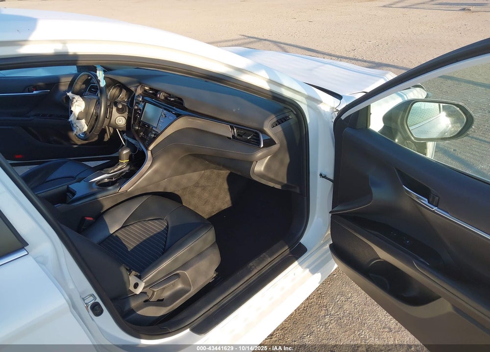 2020 TOYOTA CAMRY VIN: 4T1G11AK3LU867564