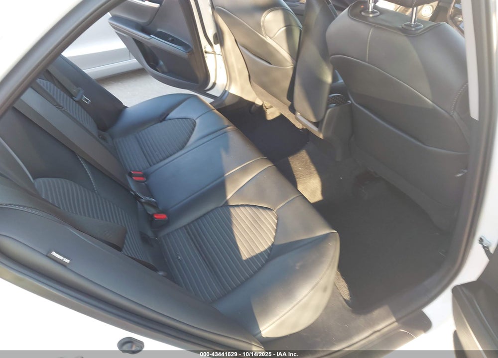 2020 TOYOTA CAMRY VIN: 4T1G11AK3LU867564