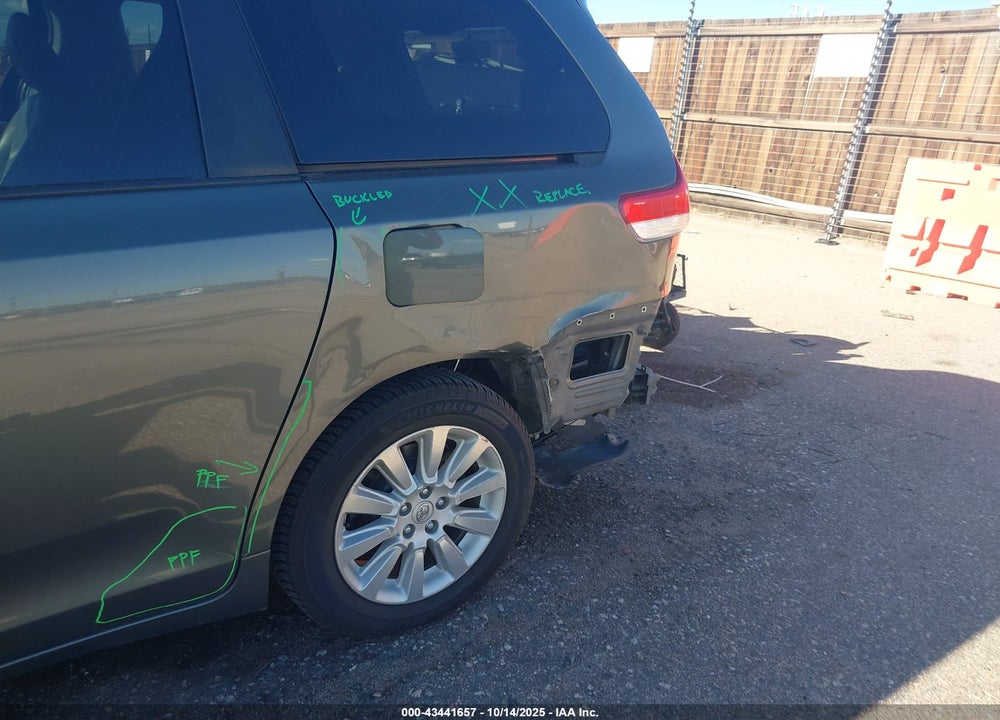 2012 TOYOTA SIENNA XLE LIMITED VIN: 5TDDK3DC6CS048380