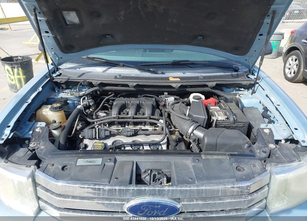 2009 FORD FLEX SE VIN: 2FMDK51C19BB07728