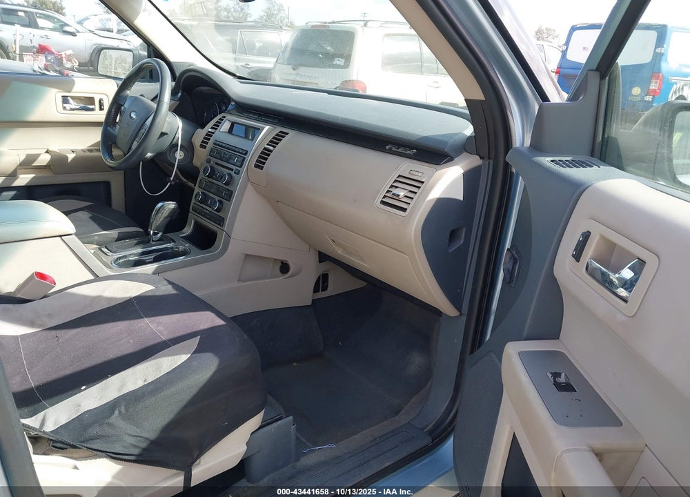 2009 FORD FLEX SE VIN: 2FMDK51C19BB07728