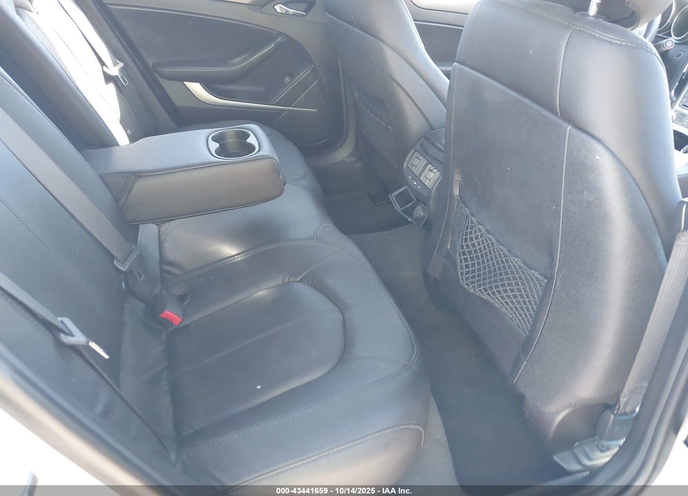 2011 CADILLAC CTS STANDARD VIN: 1G6DA5EYXB0111686