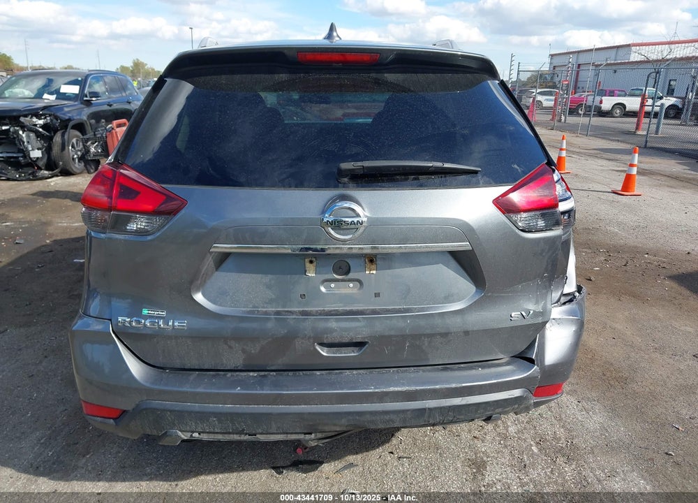 2017 NISSAN ROGUE SV VIN: 5N1AT2MT9HC817923