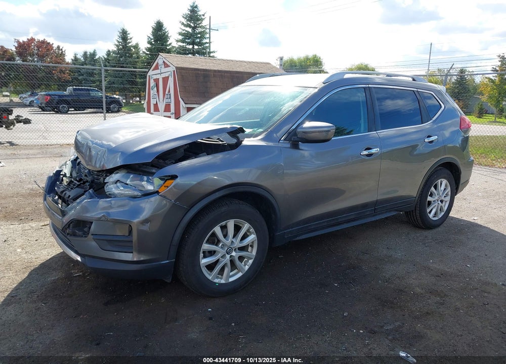 2017 NISSAN ROGUE SV VIN: 5N1AT2MT9HC817923